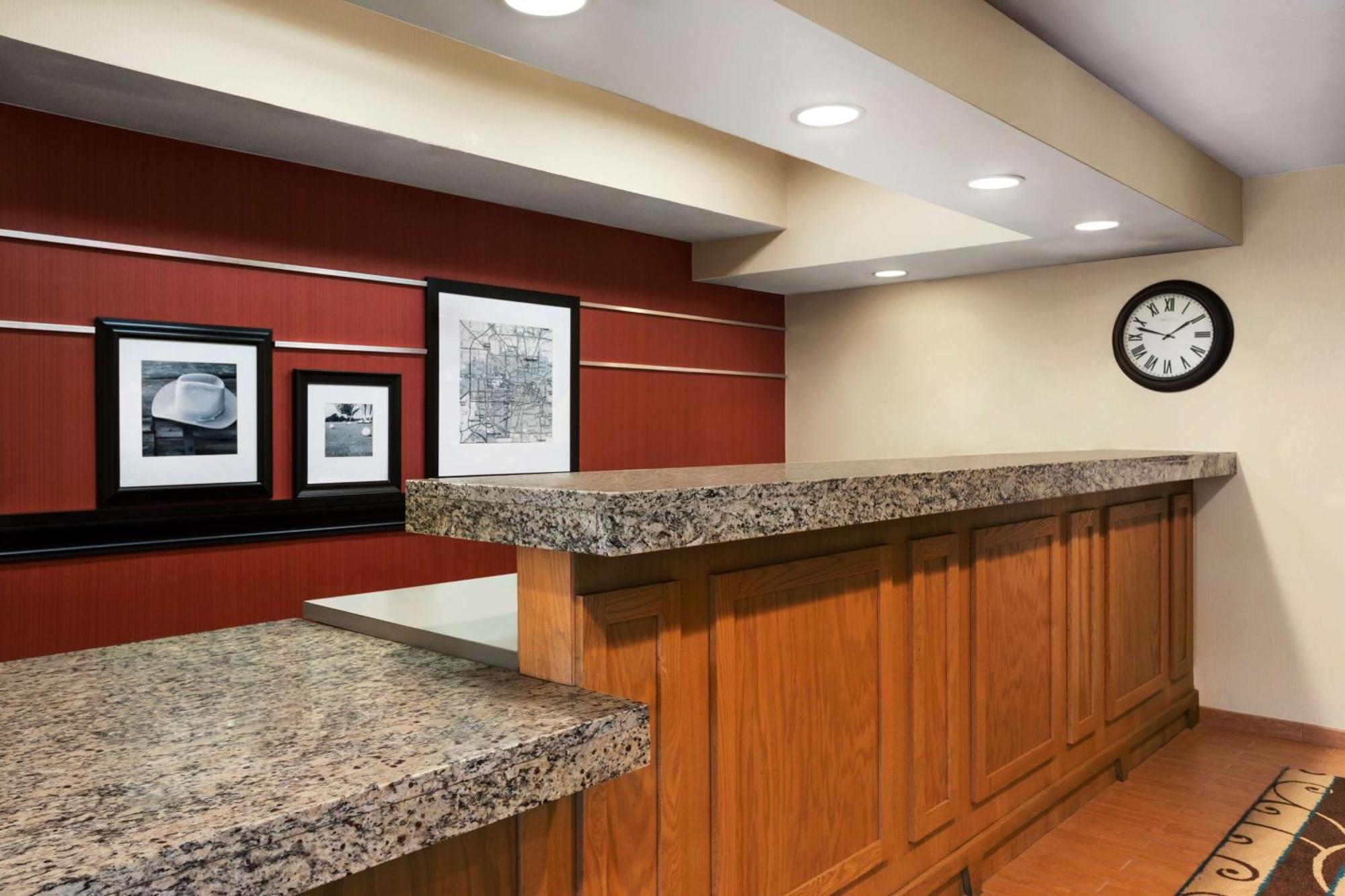 Hampton Inn Houston Willowbrook Mall Buitenkant foto