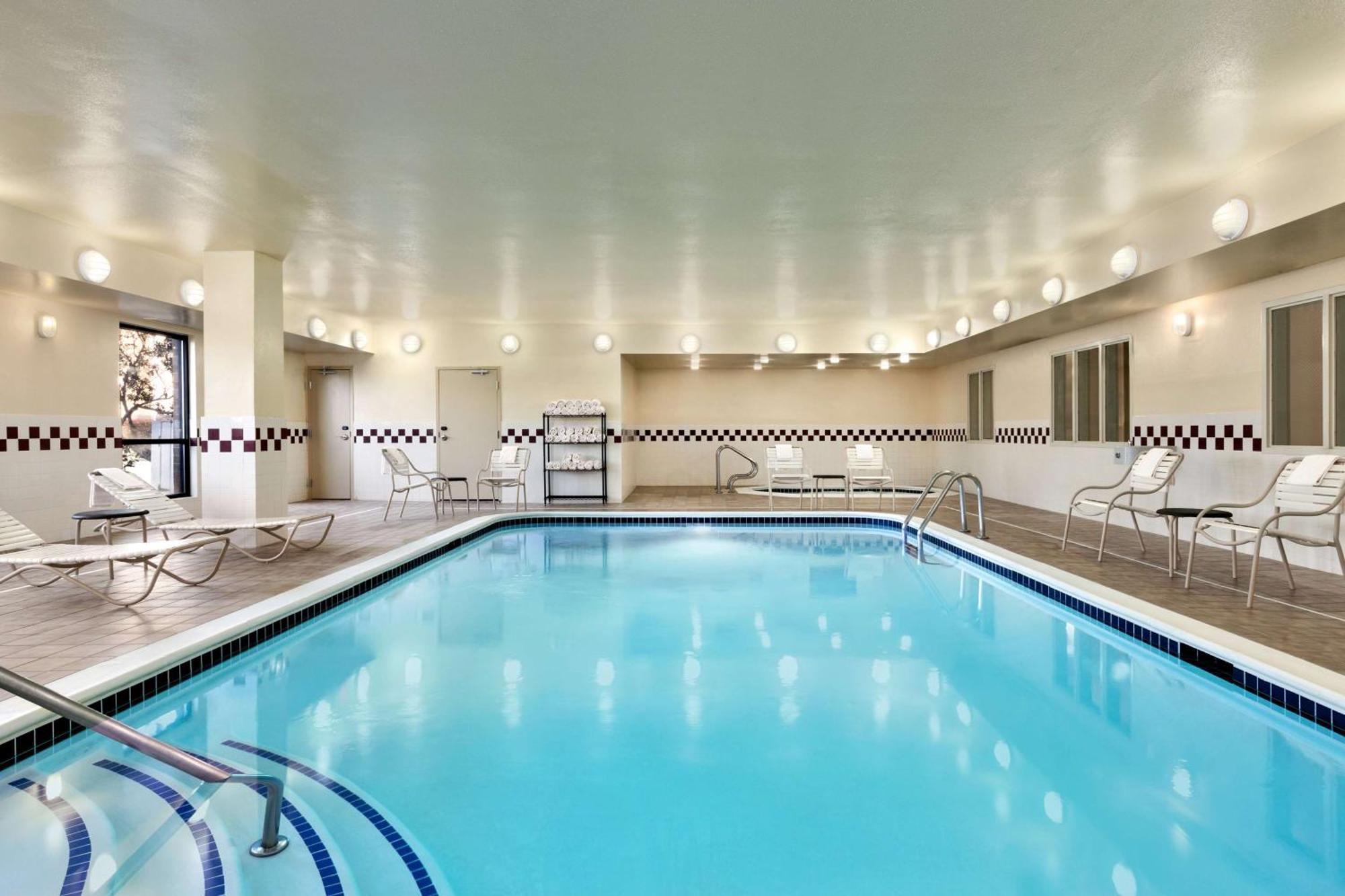 Hampton Inn Houston Willowbrook Mall Buitenkant foto