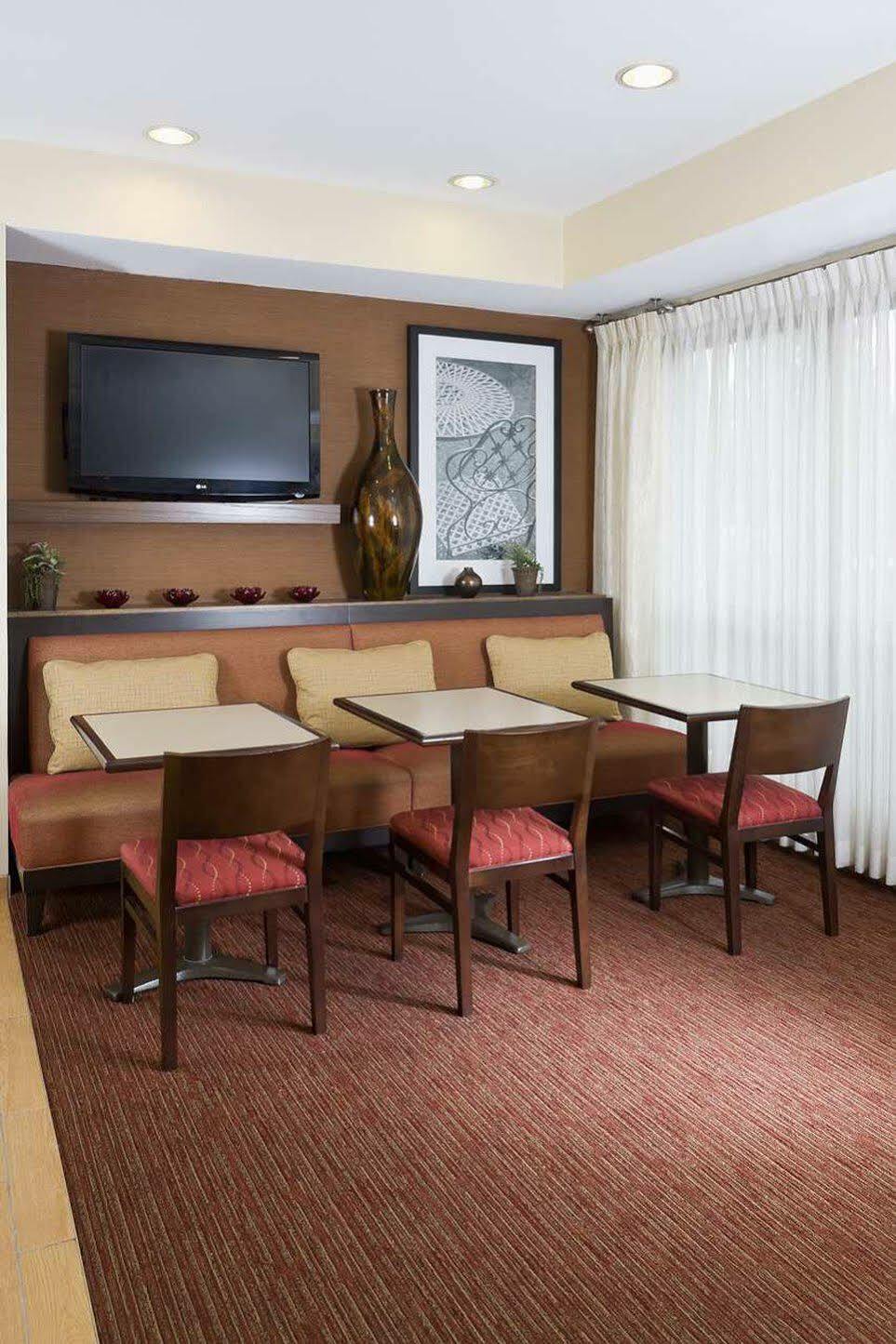 Hampton Inn Houston Willowbrook Mall Buitenkant foto